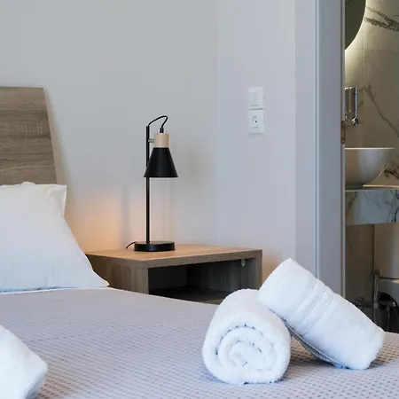 Captain's In Olive Grove 2 Mousata