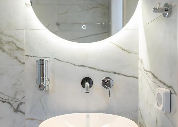 Captain's In Olive Grove 2 Apartment