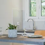 Apartament Captain's In Olive Grove 2 *