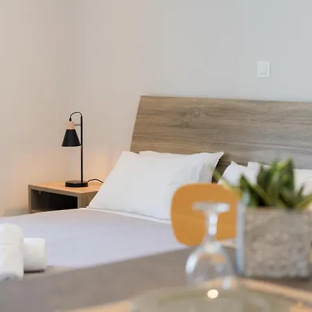 Captain's In Olive Grove 2 *